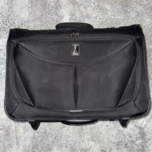Travelpro Walkabout 3 2-Wheel Large Garment Suit Bag Black Rolling